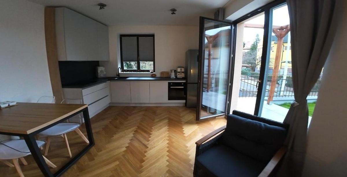 Apartamento Rezidence Kotnov Tábor Exterior foto