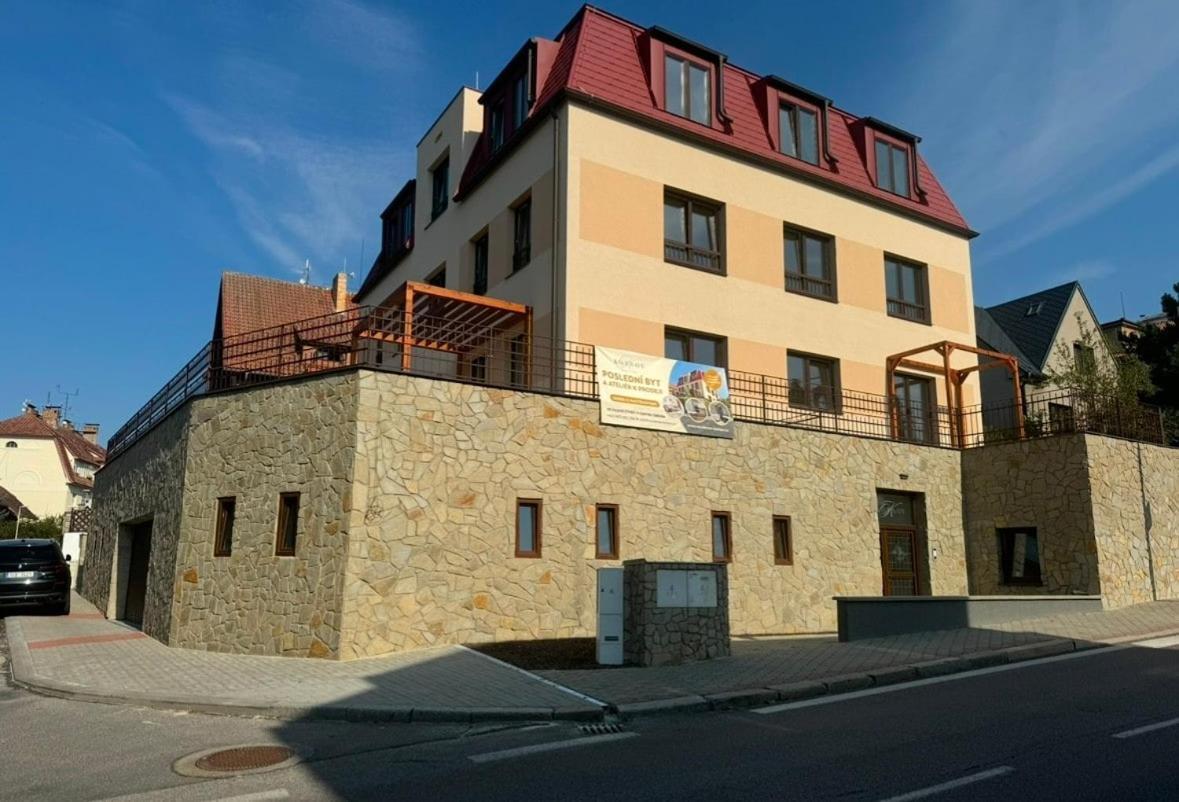 Apartamento Rezidence Kotnov Tábor Exterior foto